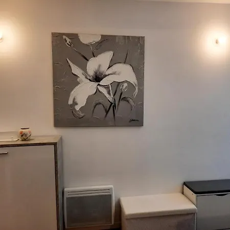 公寓 Small Townhouse